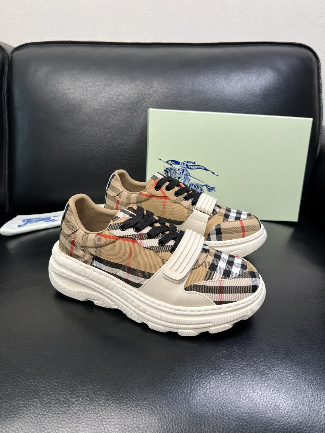 Burberry Check Low-Top Sneakers - Rubber Sole